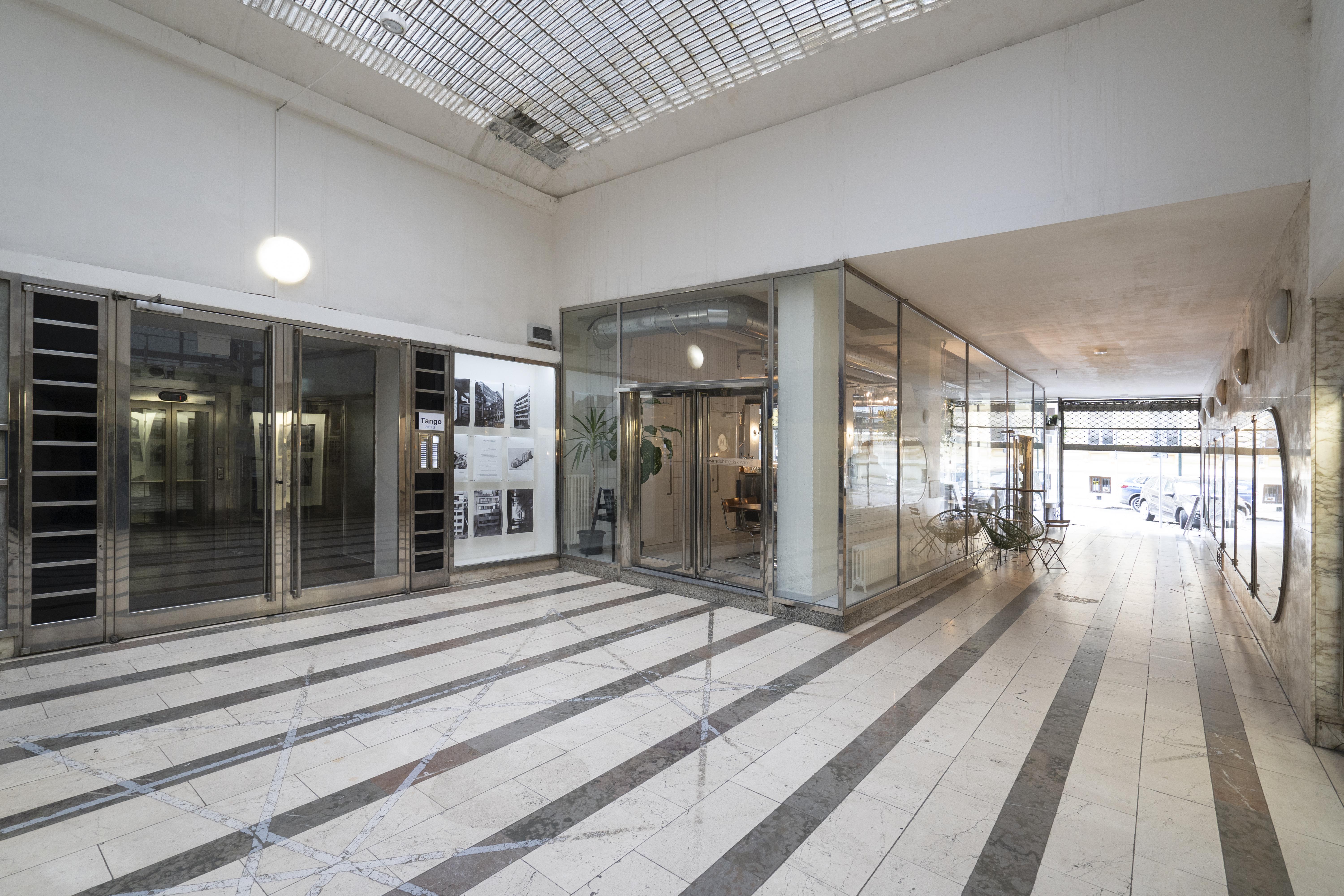 New Town - Apple Apartments Prag Exterior foto