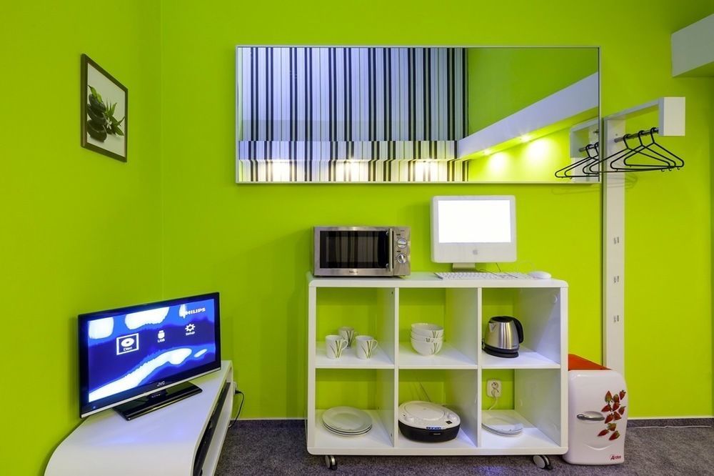 New Town - Apple Apartments Prag Exterior foto